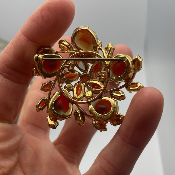 Giver Glass brooch - Picture 4 of 5